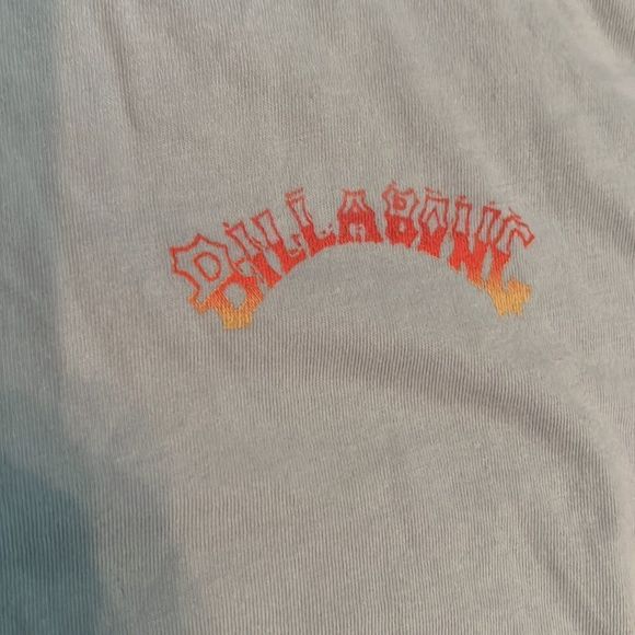 Billabong shirt - Picture 3 of 4